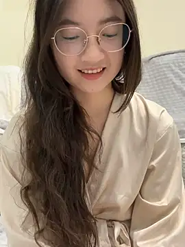 Snapshot of laowumeimei chatting on October 10, 2:05 pm laowumeimei online show from October 10, 2:05 pm