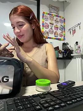 Snapshot of olivia_jass chatting on May 15, 9:44 pm olivia jass online show from May 15, 9:44 pm