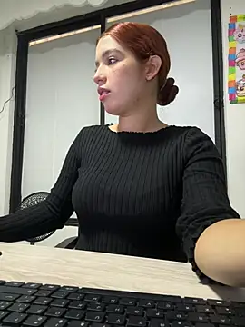 Snapshot of olivia_jass chatting on May 21, 2:02 pm olivia jass online show from May 21, 2:02 pm