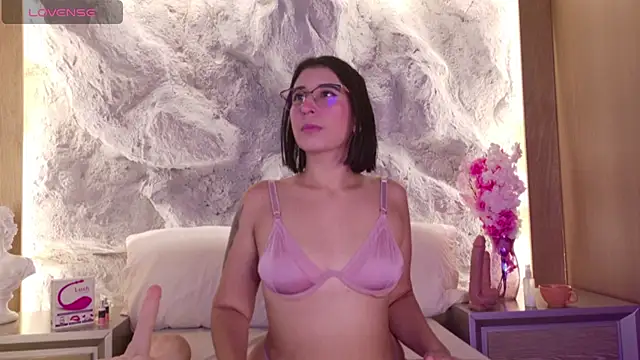 danna dusky online show from November 21, 10:03 am