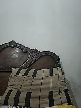 Snapshot of Komal0099 chatting on October 14, 3:13 pm Komal0099 online show from October 14, 3:13 pm