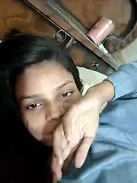 Snapshot of Komal0099 chatting on November 14, 2:54 am Komal0099 online show from November 14, 2:54 am