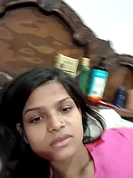 Snapshot of Komal0099 chatting on November 26, 12:17 pm Komal0099 online show from November 26, 12:17 pm