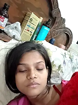 Snapshot of Komal0099 chatting on November 28, 2:53 pm Komal0099 online show from November 28, 2:53 pm