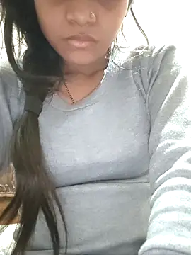 Snapshot of Komal0099 chatting on December 17, 3:23 am Komal0099 online show from December 17, 3:23 am