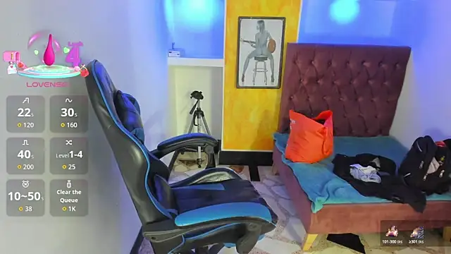 alison moon7 online show from November 25, 6:41 pm