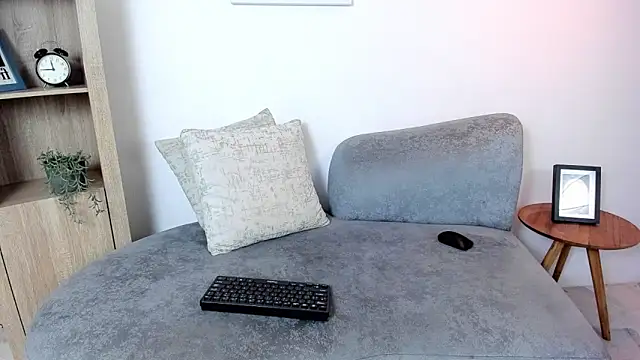 Snapshot of dear_jeycot chatting on November 10, 1:43 pm dear jeycot online show from November 10, 1:43 pm