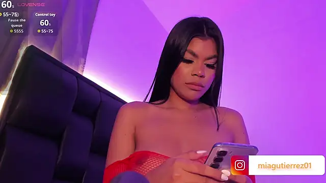 MiaSkylar online show from February 28, 3:18 am