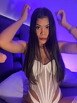 MiaSkylar online show from May 28, 8:22 am