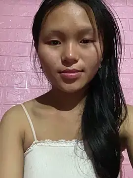 milo bae online show from November 3, 7:42 am