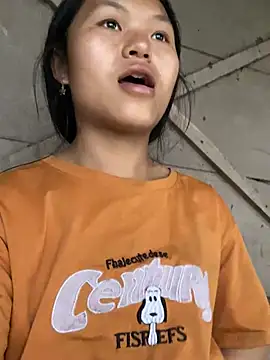 milo bae online show from March 13, 11:44 pm