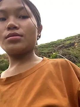 milo bae online show from March 29, 9:20 am