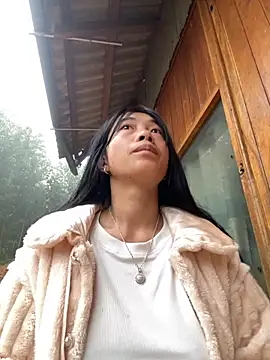 EmLy02 online show from November 1, 12:12 am