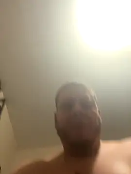 Snapshot of kev0n2389 chatting on October 5, 4:55 am kev0n2389 online show from October 5, 4:55 am