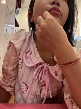 Miumieu online show from December 18, 5:57 am