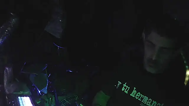 Snapshot of Rod_Contreras_ARG chatting on November 7, 5:51 am Rod Contreras ARG online show from November 7, 5:51 am