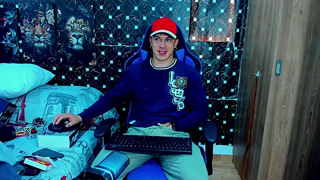 javiersexymann online show from December 15, 5:39 pm