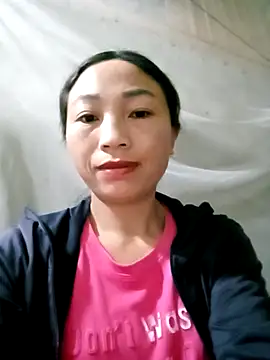 lucybaby00 online show from December 22, 9:34 pm