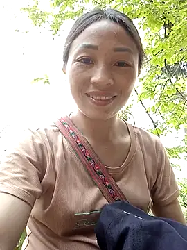 lucybaby00 online show from March 29, 9:42 am