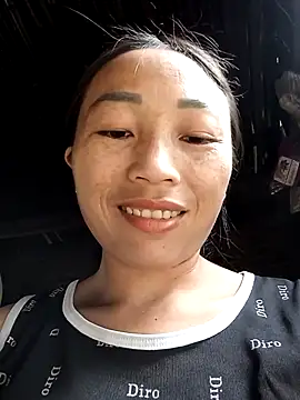 lucybaby00 online show from April 10, 5:23 am