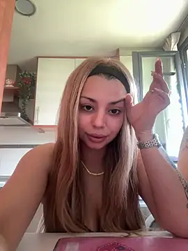 NoeliaGarcia17 online show from June 16, 1:14 pm