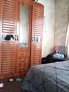 small D94 online show from February 13, 2:35 pm