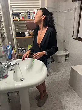 Snapshot of eddivad6974 chatting on September 19, 8:42 pm eddivad6974 online show from September 19, 8:42 pm