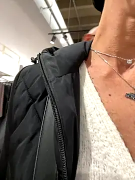 Snapshot of eddivad6974 chatting on October 25, 4:13 pm eddivad6974 online show from October 25, 4:13 pm