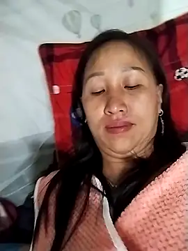 cute love00 online show from February 26, 9:47 pm