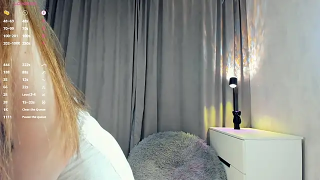 Snapshot of BelleDream chatting on February 20, 6:08 pm BelleDream online show from February 20, 6:08 pm