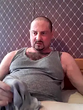 Snapshot of _NEREZA_ chatting on May 22, 3:28 pm NEREZA online show from May 22, 3:28 pm