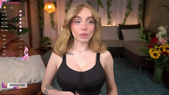 BabyyyLunaX online show from May 4, 7:54 pm