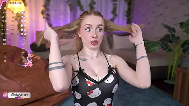BabyyyLunaX online show from May 12, 7:55 pm