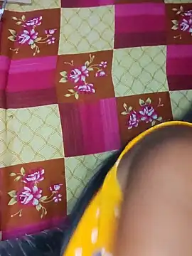 Hot-Show2 online show from April 4, 2:58 pm