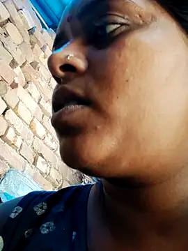 Hot-Show2 online show from April 11, 7:45 am