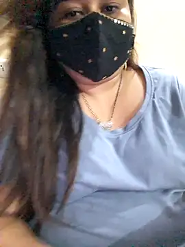 Snapshot of indian-hotmilfs chatting on September 10, 1:22 pm indian-hotmilfs online show from September 10, 1:22 pm