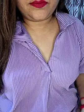 Snapshot of indian-hotmilfs chatting on September 12, 2:11 am indian-hotmilfs online show from September 12, 2:11 am