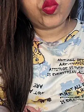 Snapshot of indian-hotmilfs chatting on September 14, 1:10 pm indian-hotmilfs online show from September 14, 1:10 pm