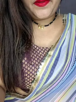 Snapshot of indian-hotmilfs chatting on November 1, 7:49 pm indian-hotmilfs online show from November 1, 7:49 pm