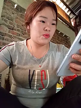 sukabae00 online show from March 26, 6:41 am