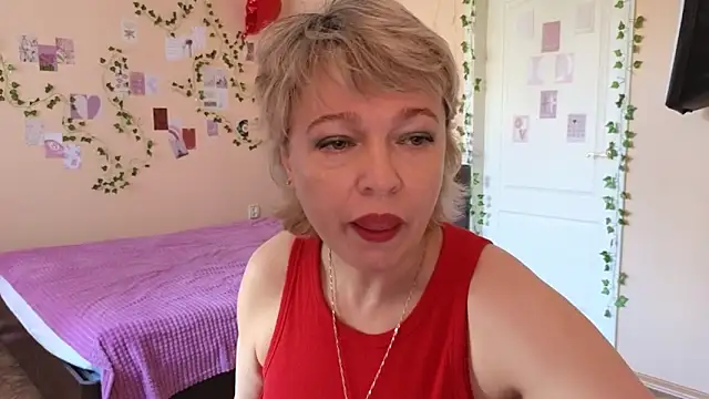Rosette Pricky online show from May 21, 1:51 pm