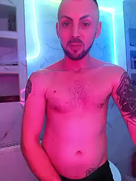 papichulo0099 online show from January 14, 8:03 pm