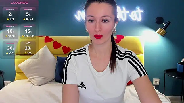 Joan Nelson online show from February 16, 1:24 am