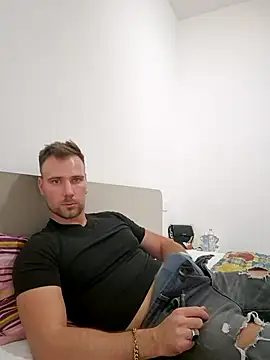 mrlyuis online show from September 16, 7:26 pm