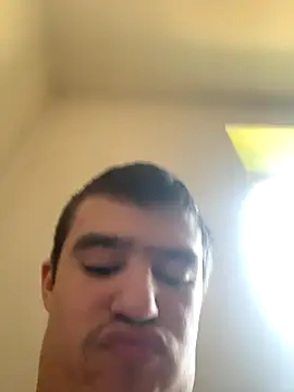 Snapshot of pussyhunter323557 chatting on November 23, 10:59 am pussyhunter323557 online show from November 23, 10:59 am