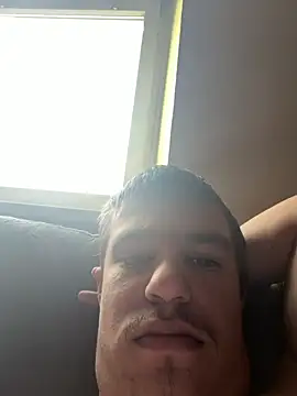 Snapshot of pussyhunter323557 chatting on March 8, 12:31 pm pussyhunter323557 online show from March 8, 12:31 pm