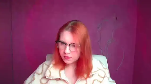 ScarletVixen  online show from September 17, 5:36 pm