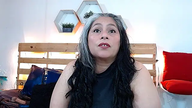 Snapshot of sheila_reeves2772 chatting on October 10, 5:34 pm sheila reeves2772 online show from October 10, 5:34 pm