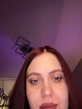 Snapshot of Mariiiiiway chatting on February 10, 8:46 pm Mariiiiiway online show from February 10, 8:46 pm