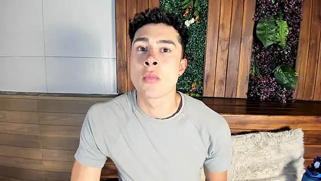 AustinJones  online show from November 24, 7:13 pm